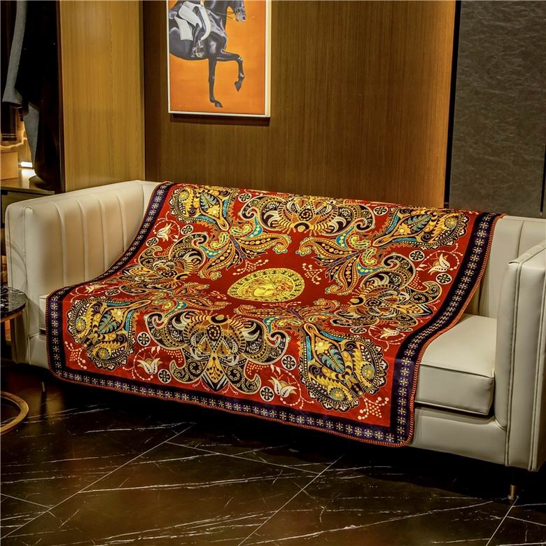 Versace 1.5x1.5m 1.5x2.0m 2.0x2.3m  (2)